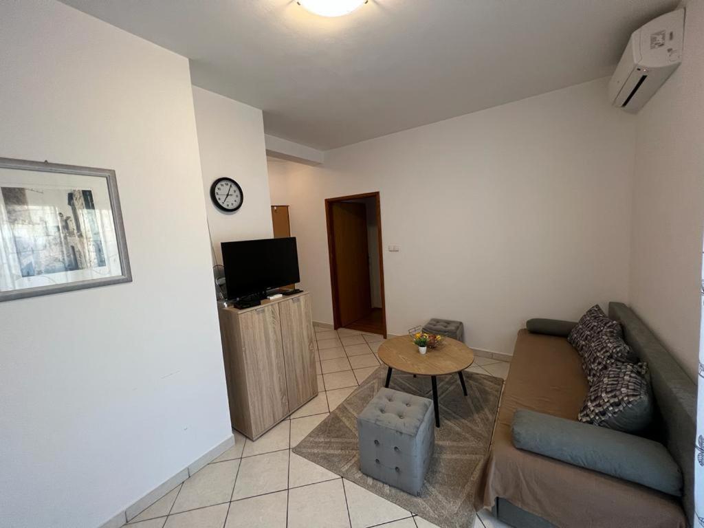 Guest House Karevic Hvar Town Exterior foto