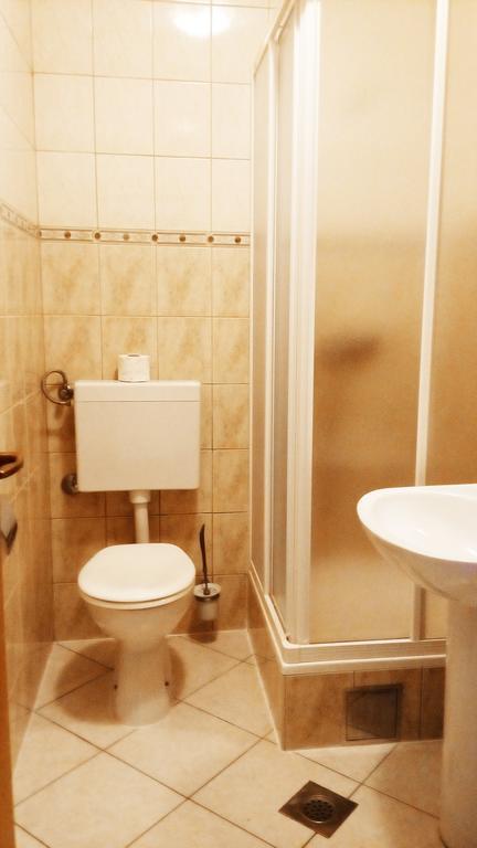 Guest House Karevic Hvar Town Exterior foto